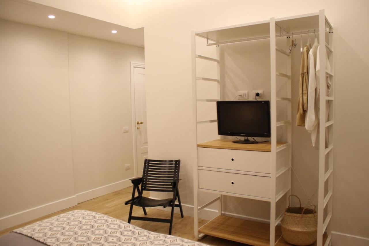 Double or Twin Room Private Bathroom